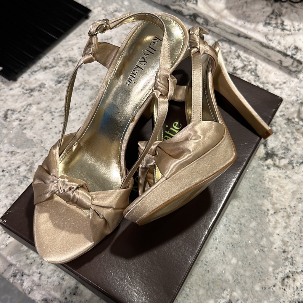 Kelly & Katie Champagne Kk Treasure Heels